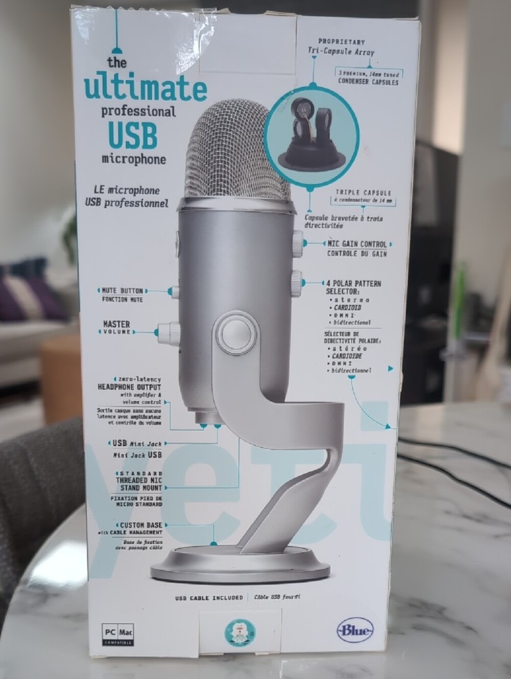 Blue Yeti USB Microphone - Silver - Picture 2 of 4